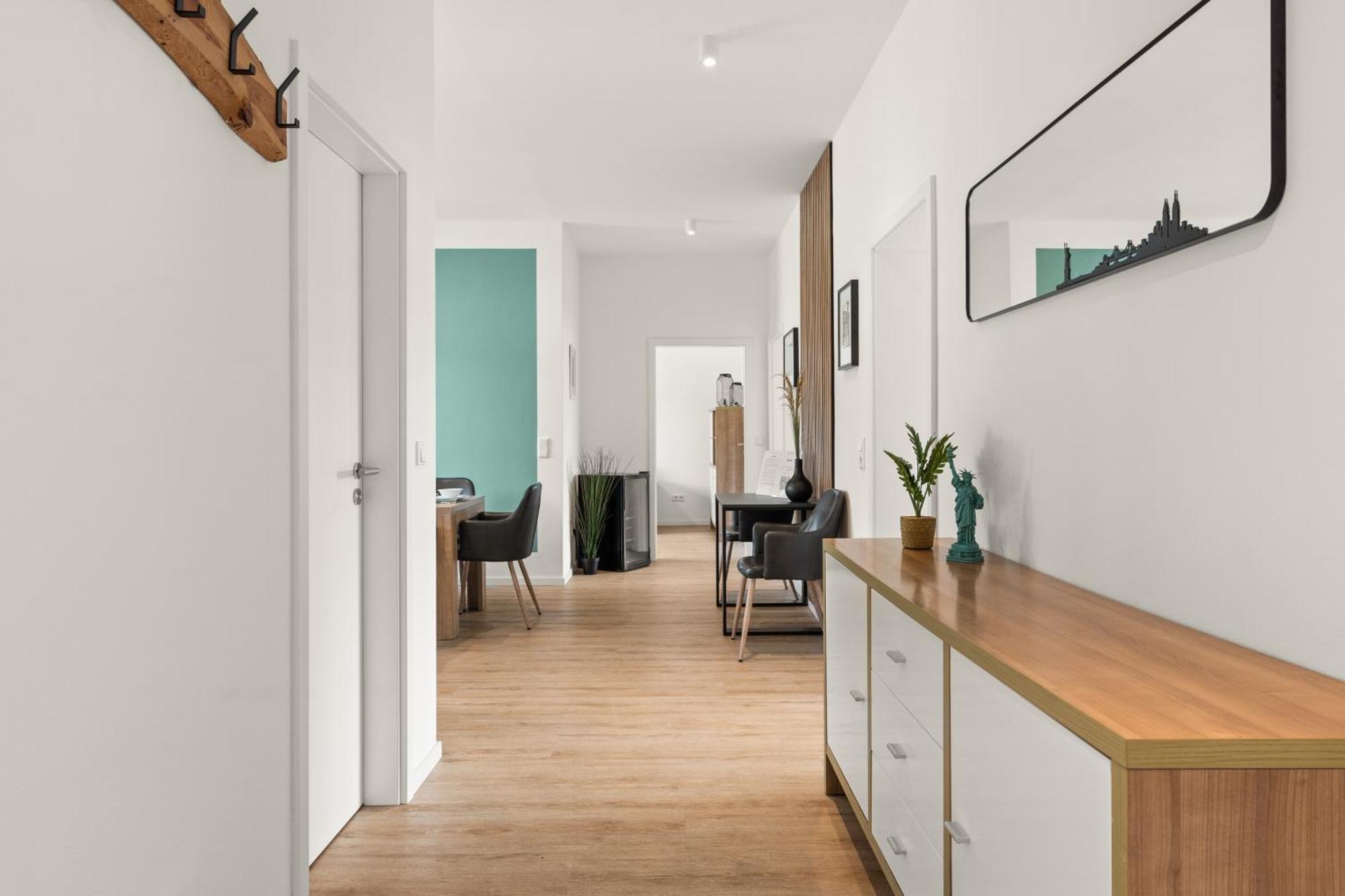 Homely-Apartment Manhattanart, Zentral, Parkplatz, Billard,Ps4, Dart, Balkon Bielefeld Exterior foto